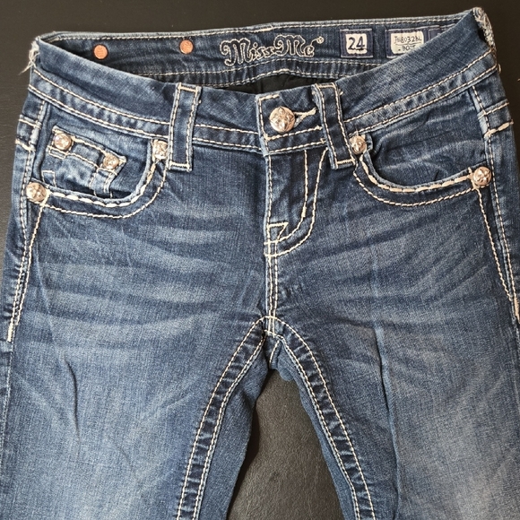 Miss Me Denim Jeans with Embellished Pockets - Picture 4 of 10